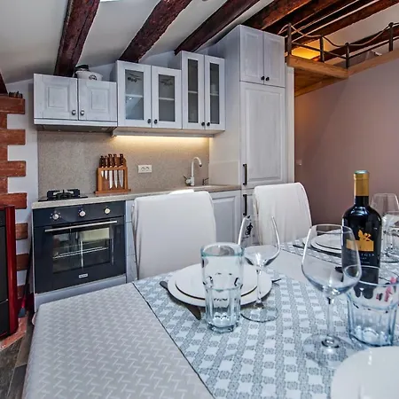 Your Choice Apartman