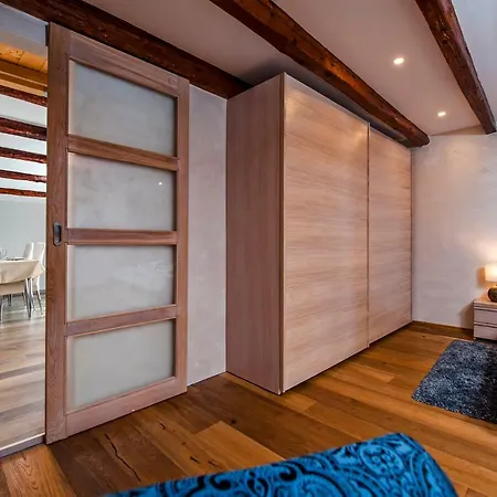 Your Choice Apartman